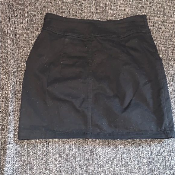 black mini skirt - Picture 2 of 2